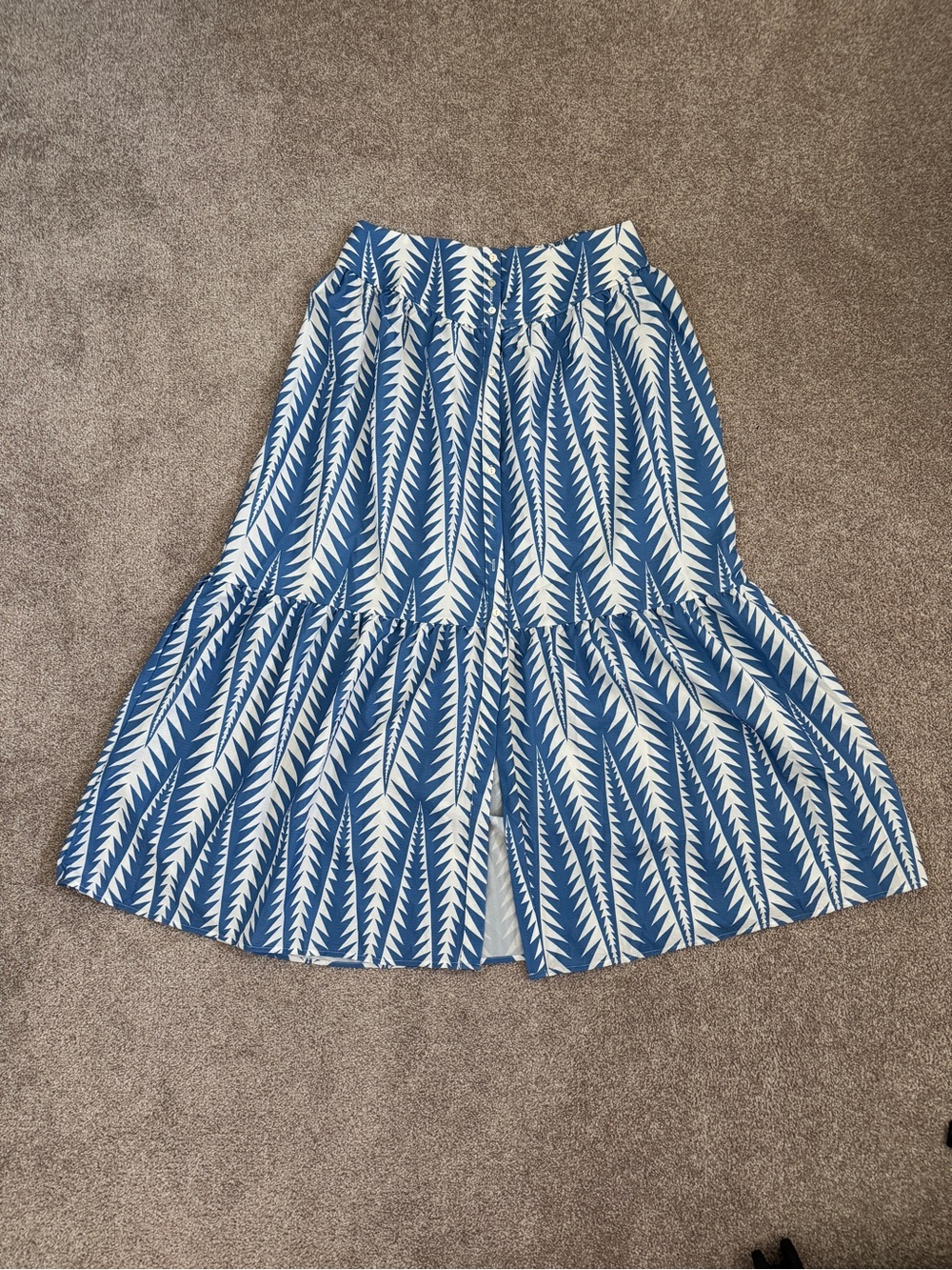 Cupshe Blue White Printed Tiered Maxi Skirt NWT Resort Vacation Size L